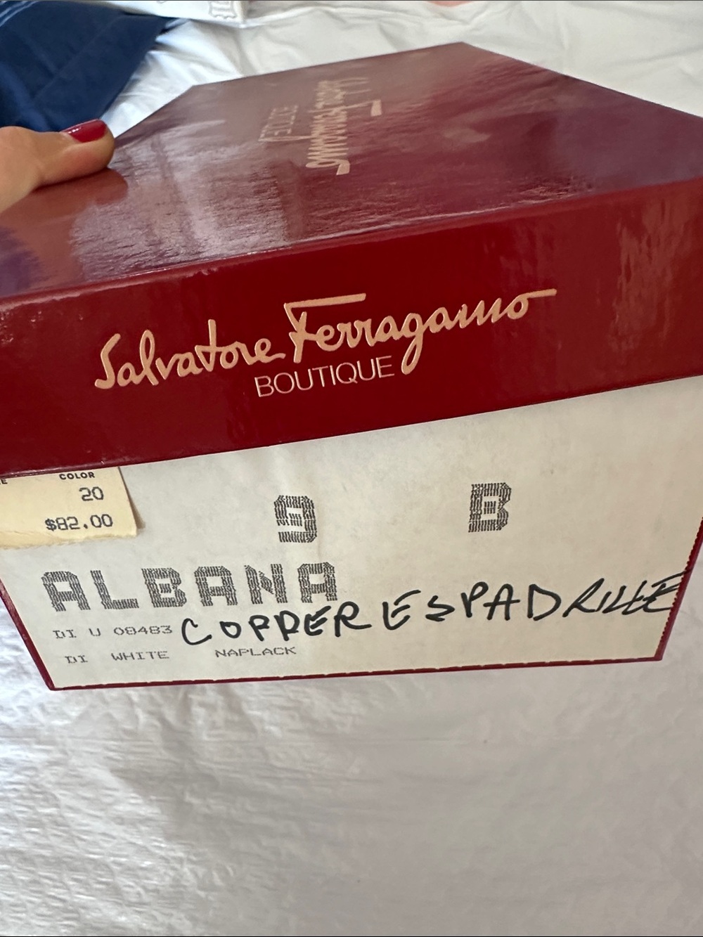 Salvatore Ferragamo Red Leather Vintage 9B Bow Flats - Picture 3 of 3